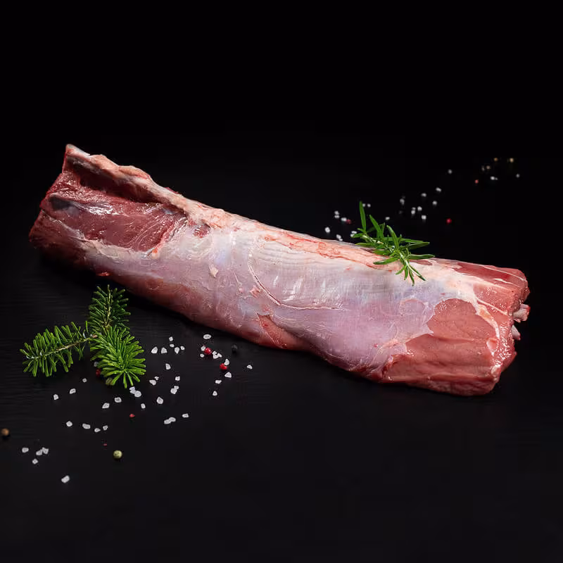 Frischlingsrücken mit Knochen